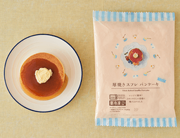ローソンセレクトの厚焼きスフレ　パンケーキ
