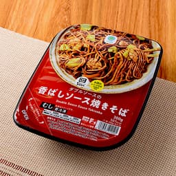 ファミリーマートのダブルソースの香ばしソース焼きそば