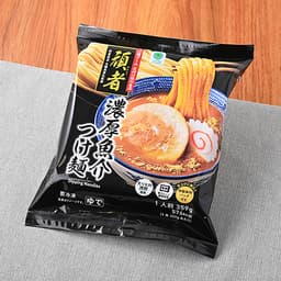 ファミリーマートの頑者監修　濃厚魚介つけ麺