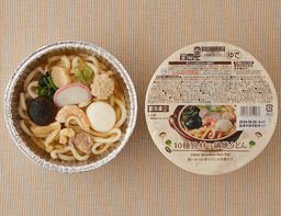 ローソンセレクトの10種具材の鍋焼うどん