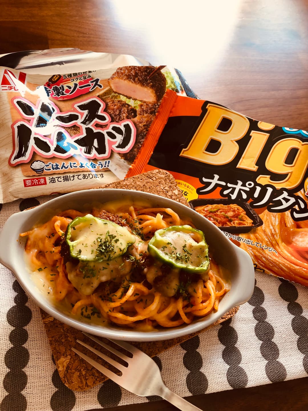チーズのせハムカツナポリタンの完成写真