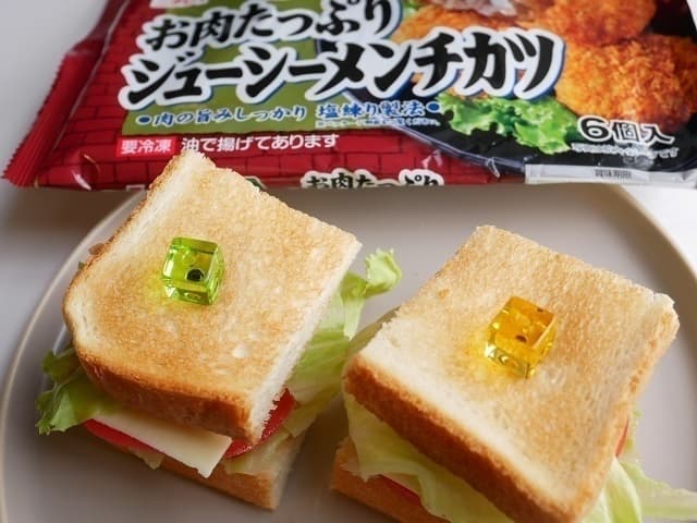 カリッサクッ！メンチカツサンドの完成写真