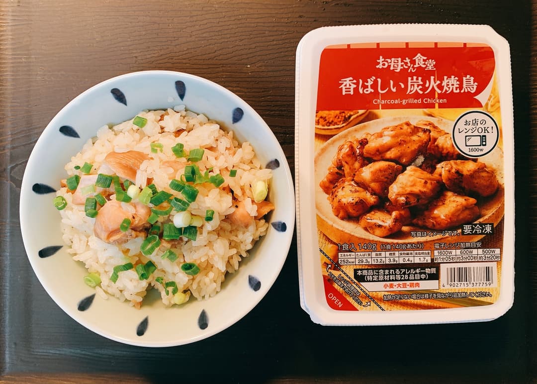 焼き鳥の炊き込みごはんの完成写真