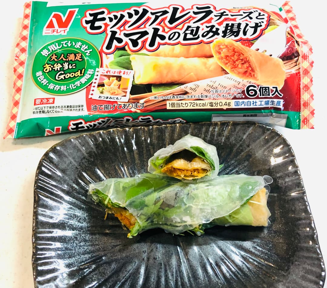 モッツァレラチーズとトマトの包み揚げ生春巻きの完成写真