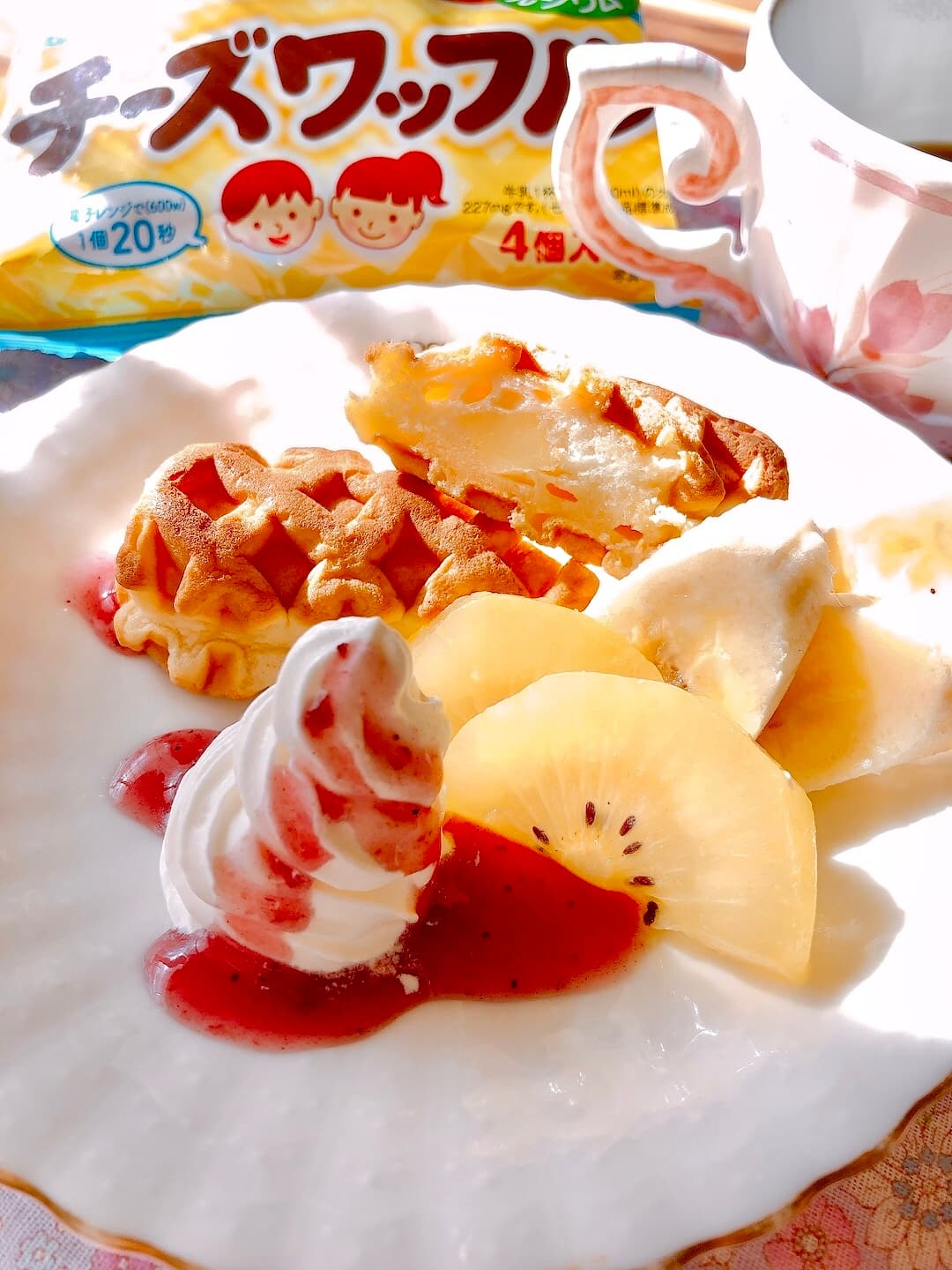 チーズワッフルのデコレーションの完成写真