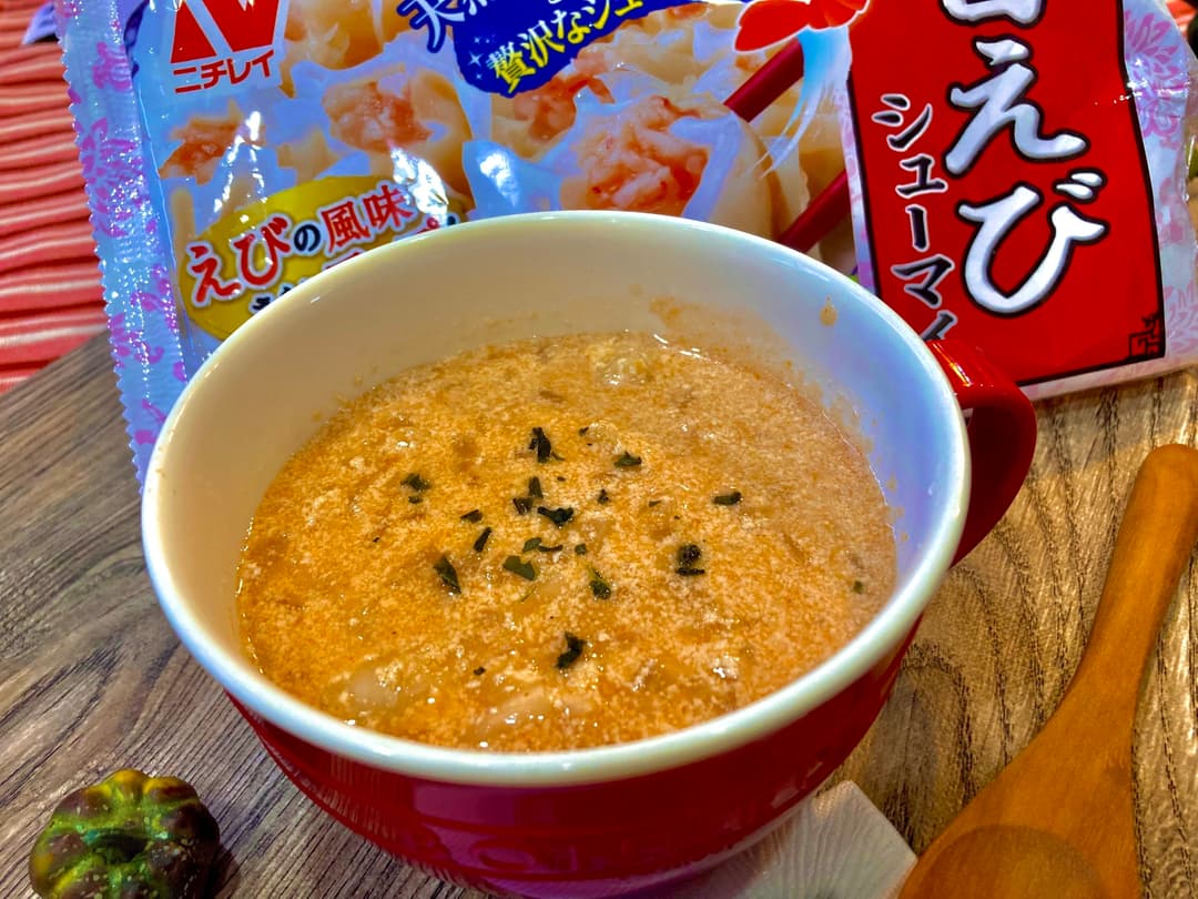 甘えびシューマイで作るカップスープパスタの完成写真