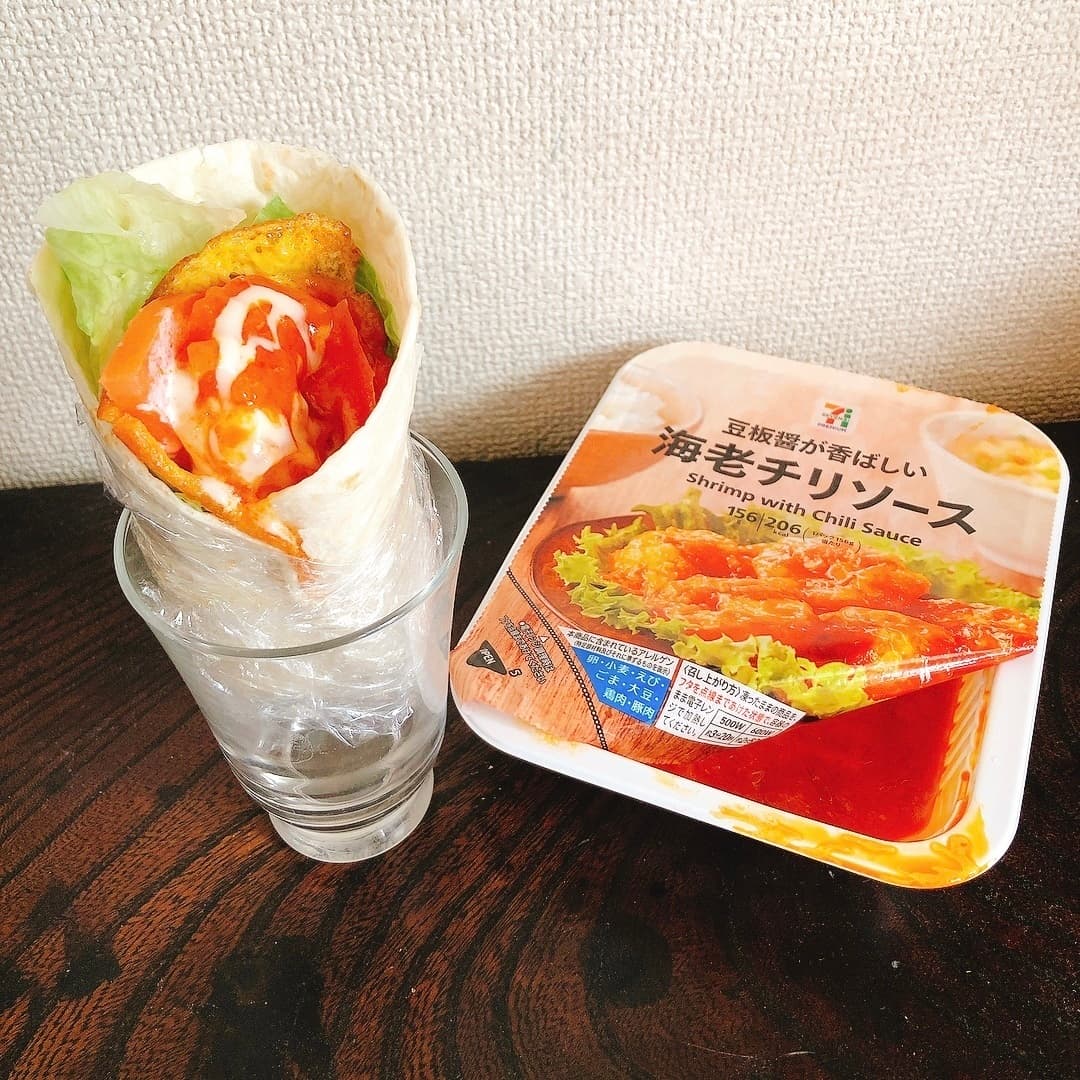 海老チリのラップサンドの完成写真