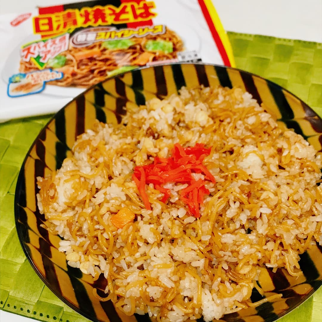 日清焼そばのそばめしの完成写真