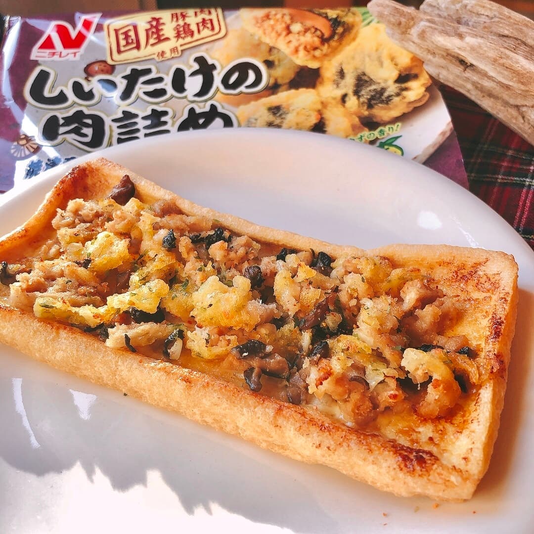 椎茸の旨味タップリ油揚焼きの完成写真