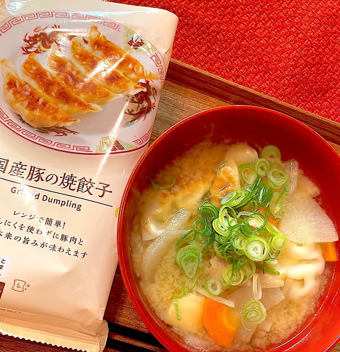 焼餃子の豚汁の完成写真