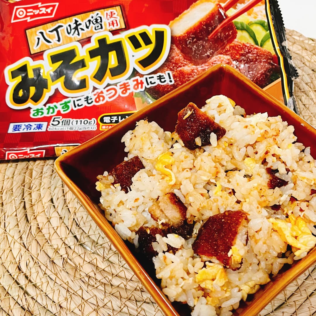 みそカツたまご炒飯の完成写真