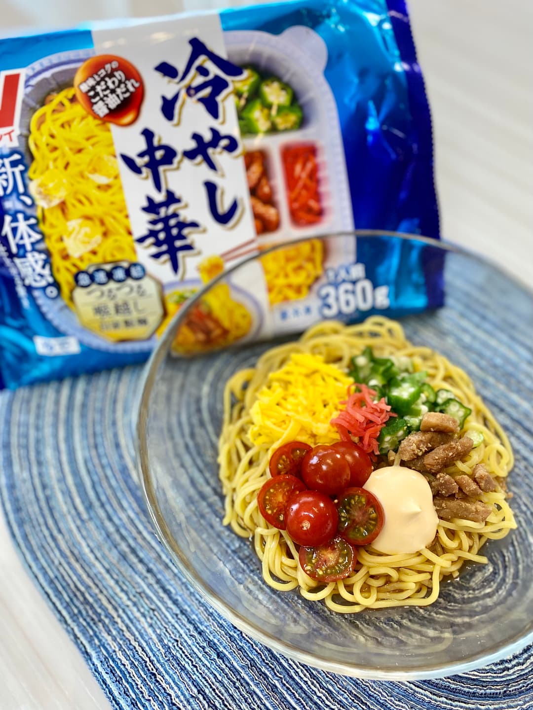 マヨネーズとトマトの冷やし中華の完成写真