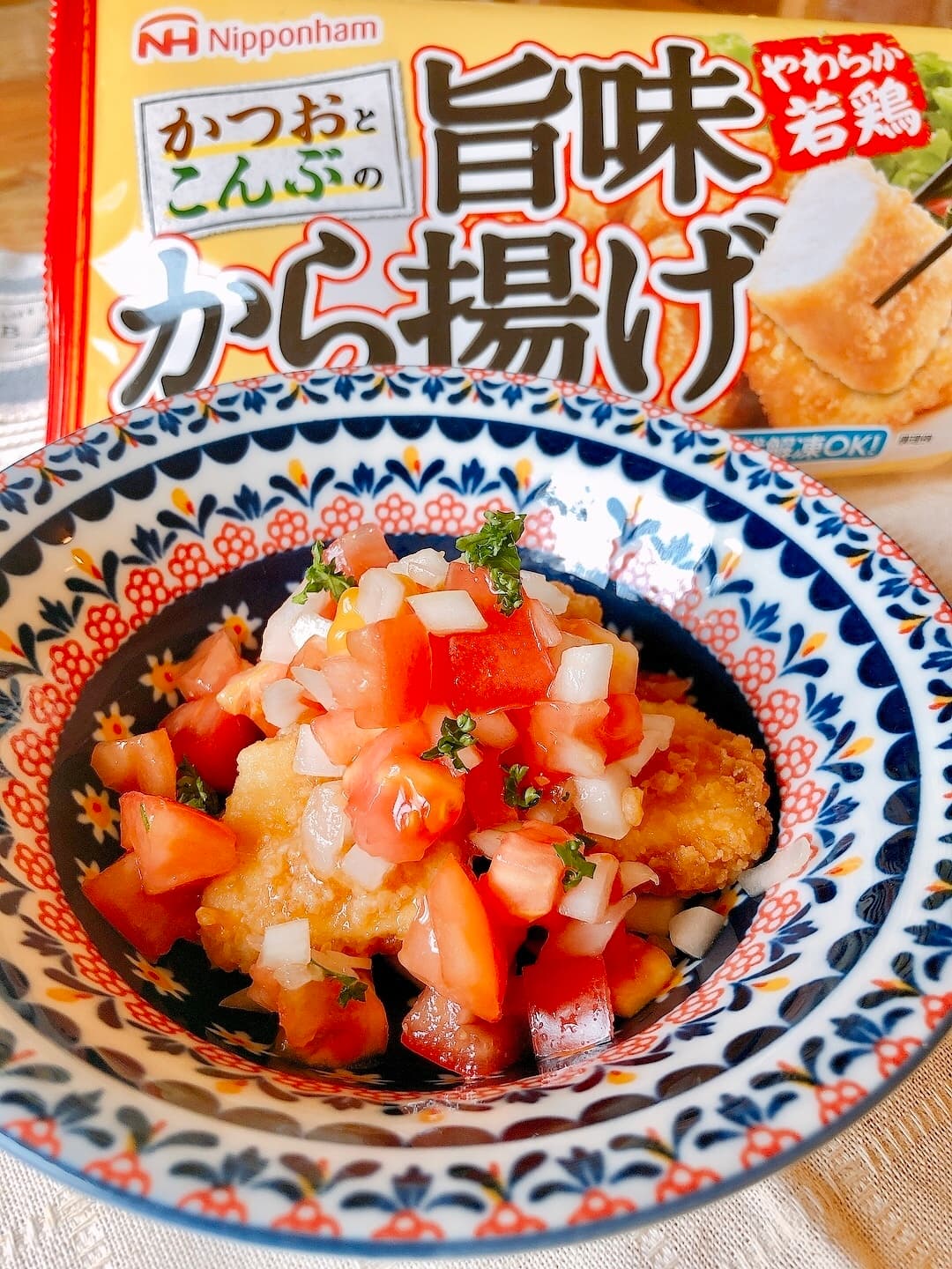 から揚げのオニオントマト和えの完成写真