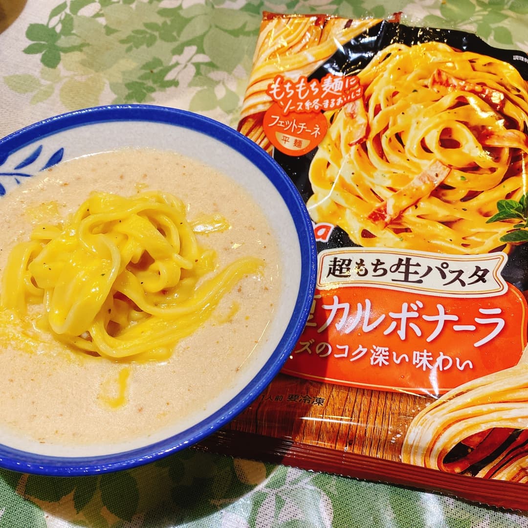 カルボナーラ担々麺の完成写真