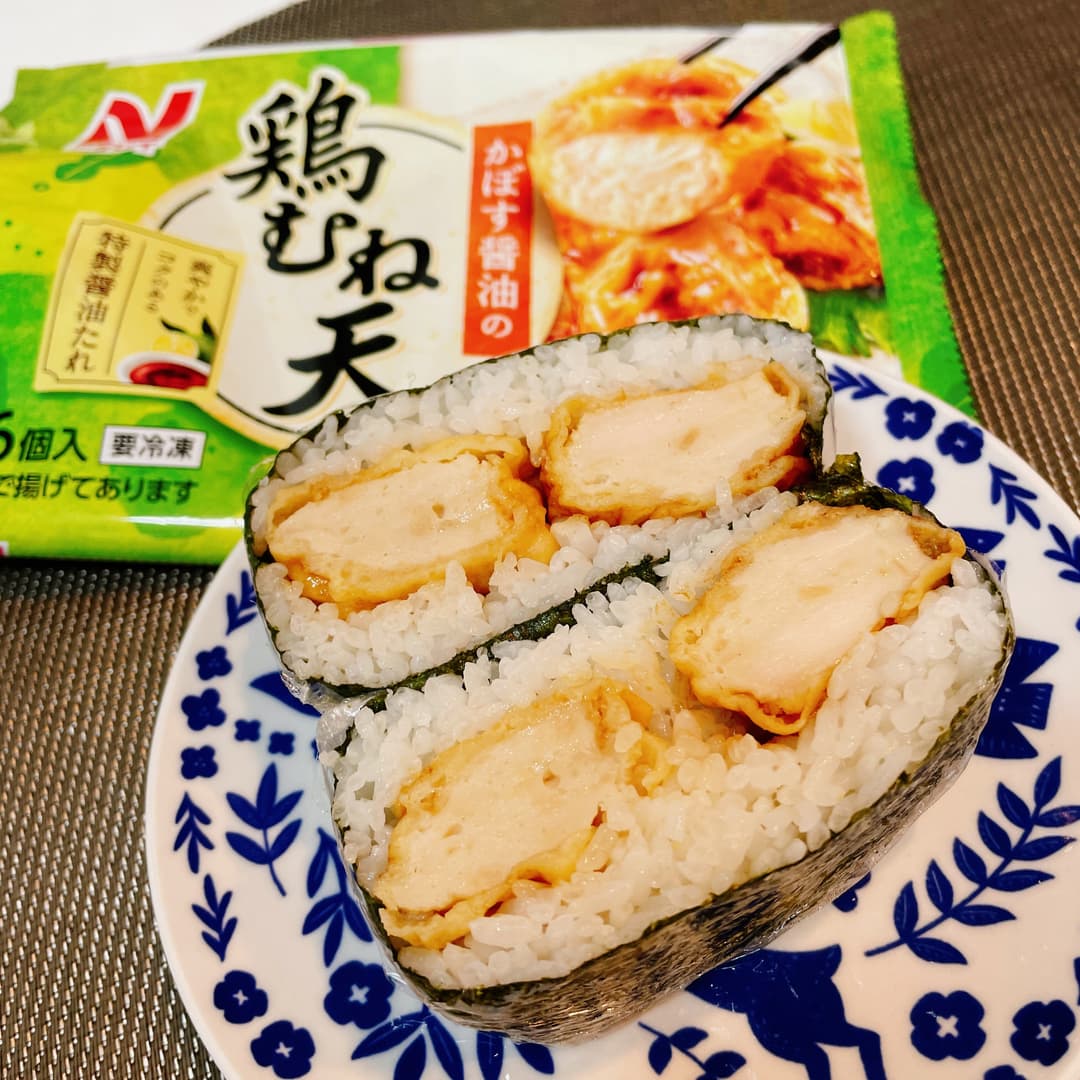 鶏むね天のおにぎらずの完成写真