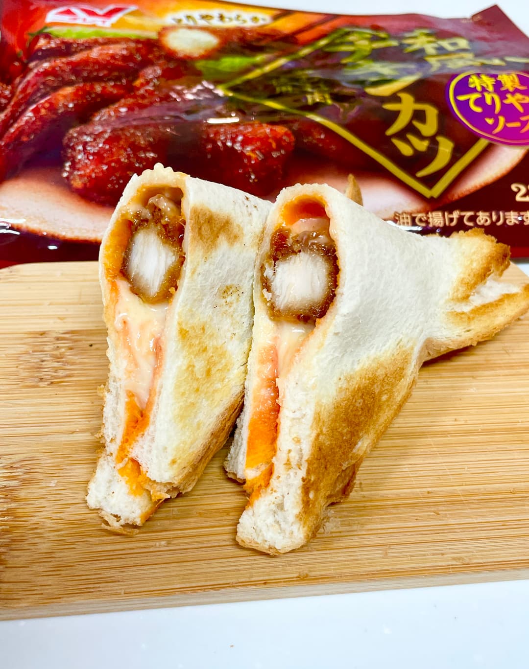 てりやきチキンカツのケチャマヨトーストの完成写真
