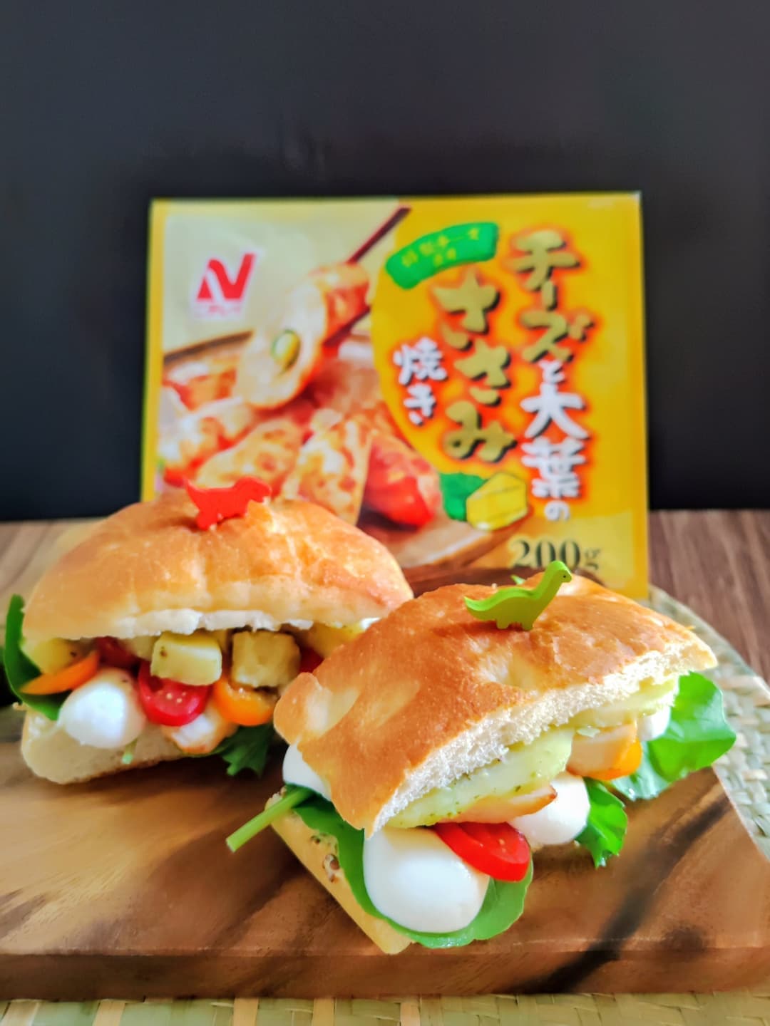チーズと大葉のささみ焼きでフォカッチャサンドの完成写真