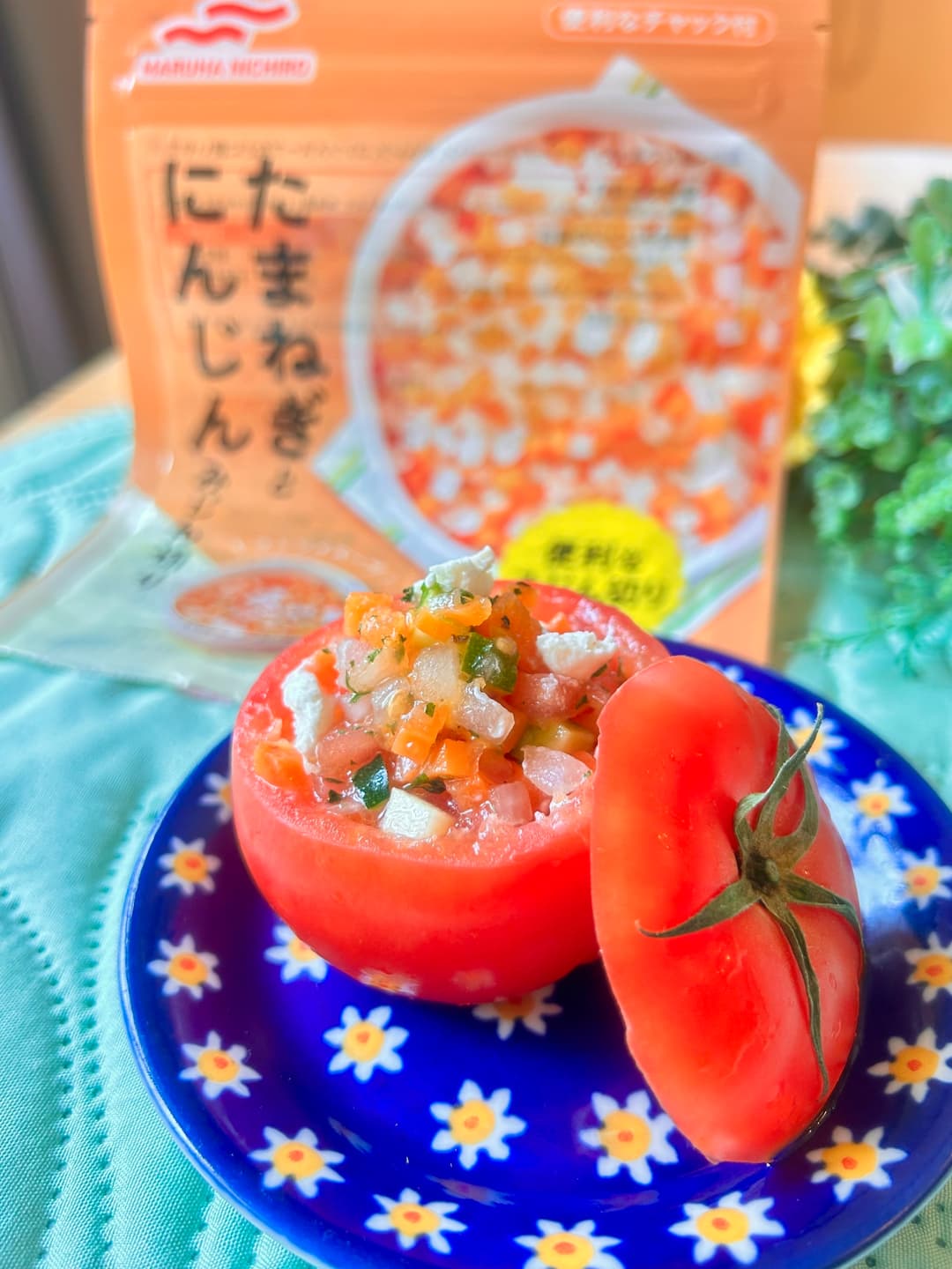 トマトと玉ねぎのカップサラダの完成写真