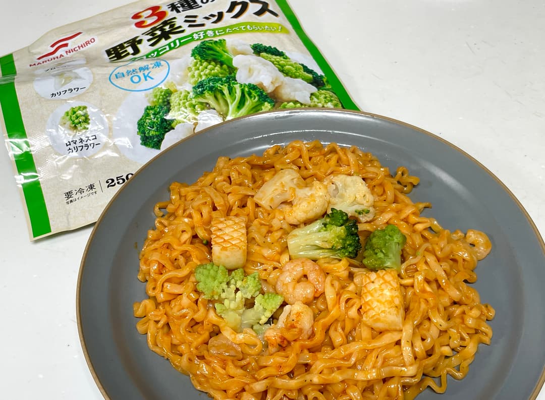 3種の野菜とシーフードの甘辛カルボの完成写真