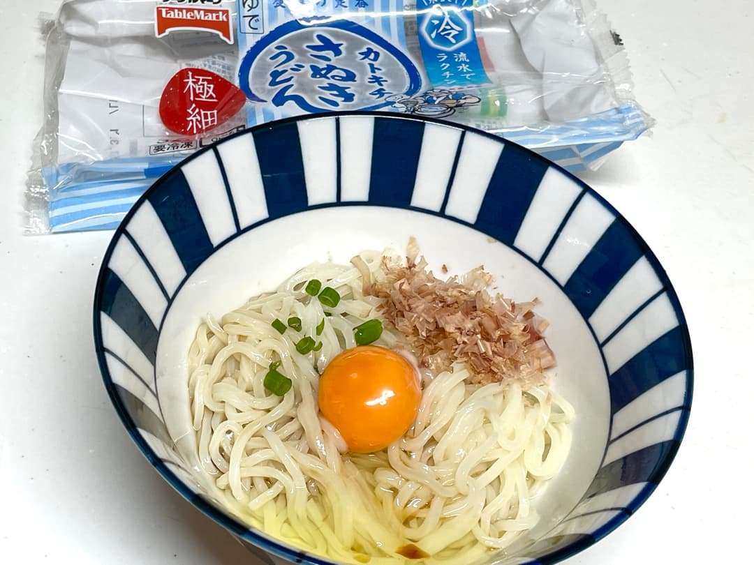 カトキチ極細さぬきうどんの釜玉の完成写真