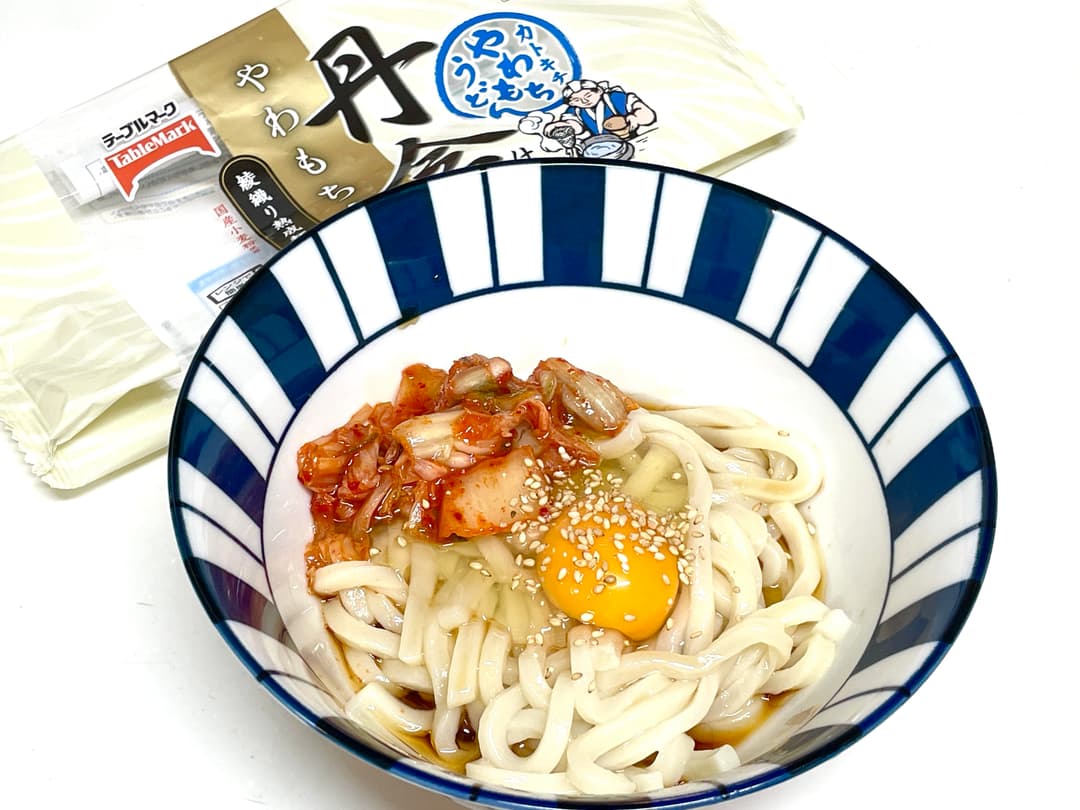 カトキチやわもちうどんのキムチ釜玉の完成写真
