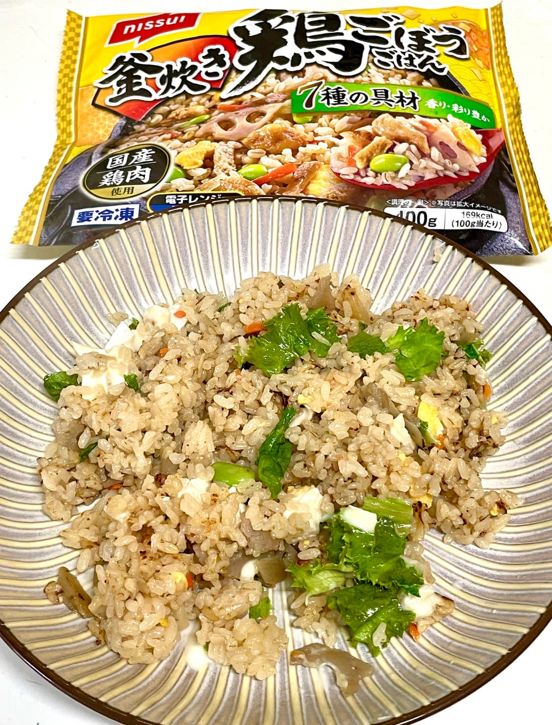 レタスチーズ鶏ごぼうごはんの完成写真
