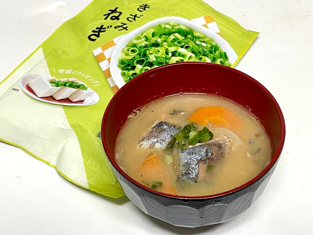 サバ缶ときざみねぎのあら汁の完成写真