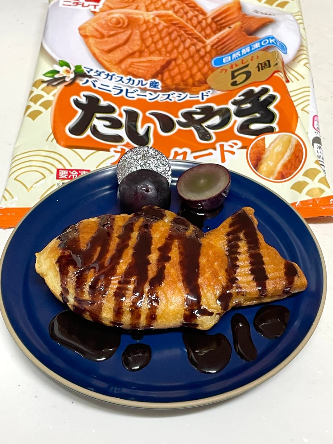 たいやきカスタードのバター焼きチョコソースの完成写真