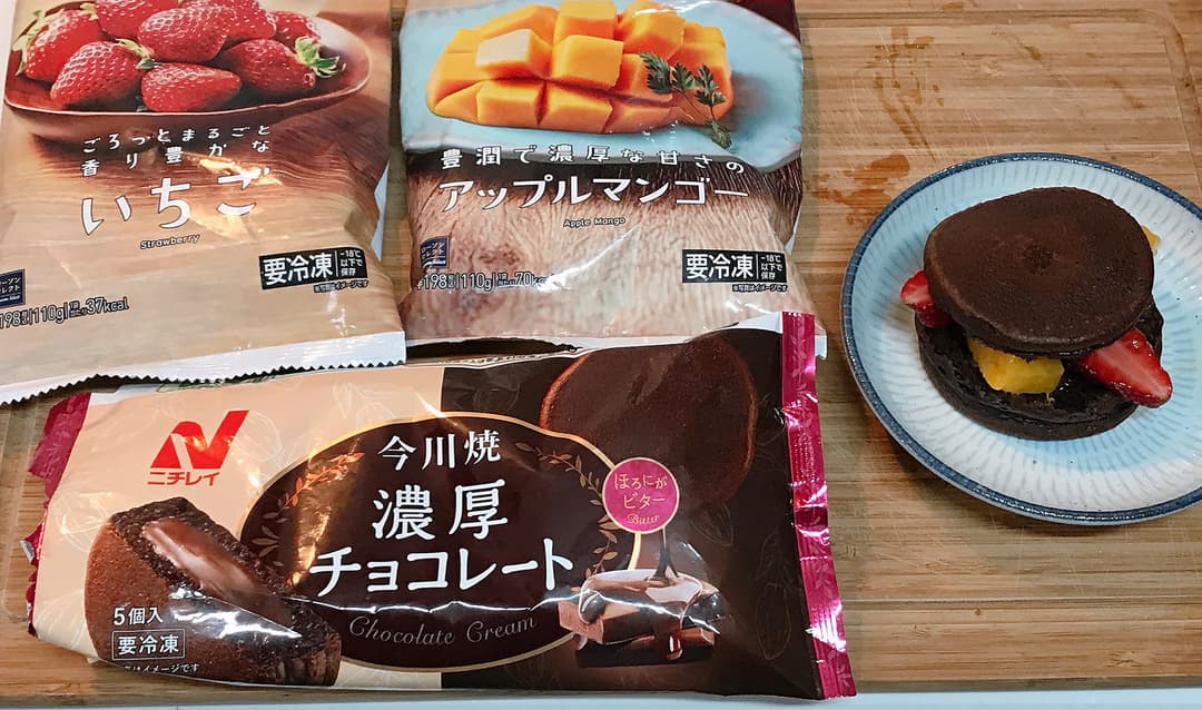 LAWSON フローズンフルーツと濃厚チョコレートの今川焼の完成写真