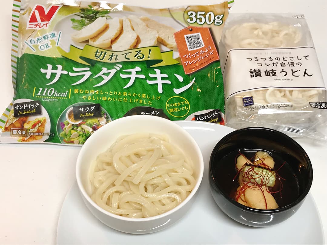 焼きネギが香るかしわ南蛮うどんの完成写真