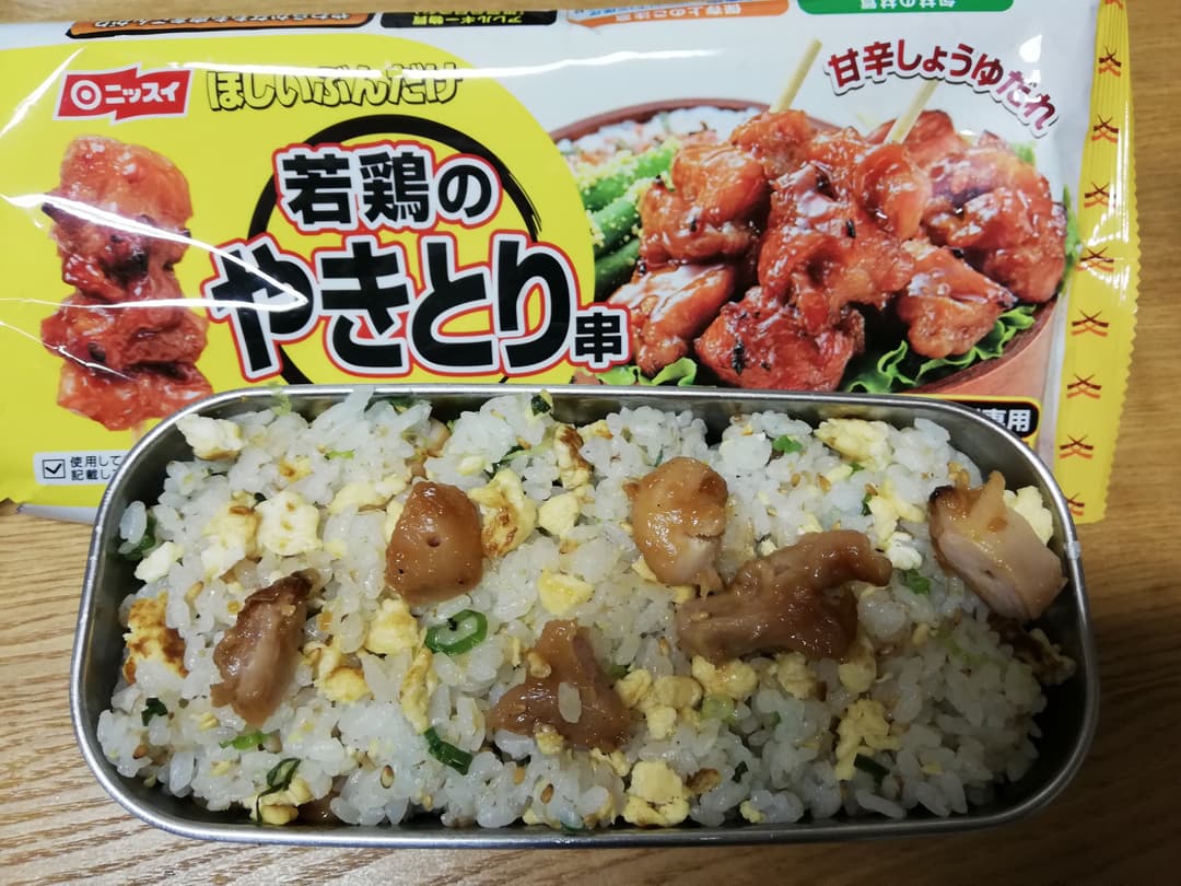 重ねやきとり弁当の完成写真