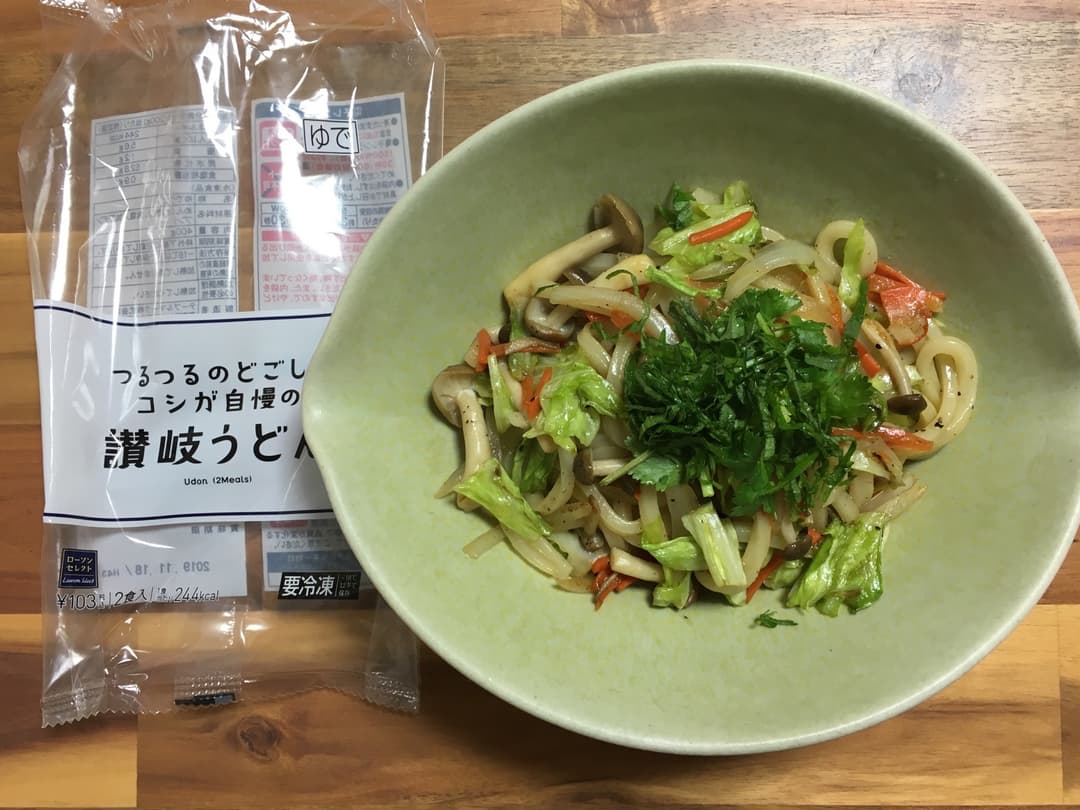 エスニック焼うどんの完成写真