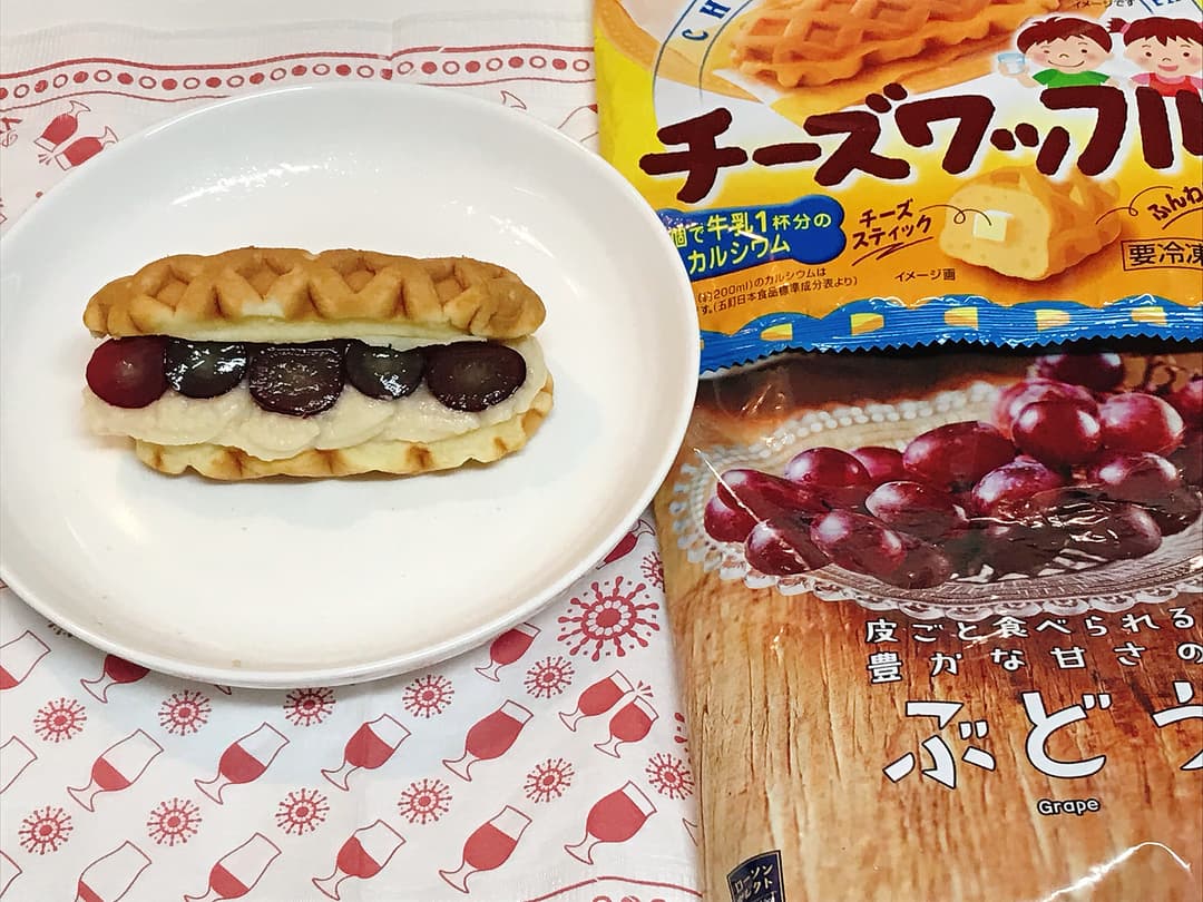 LAWSONぶどうカスタードワッフルの完成写真