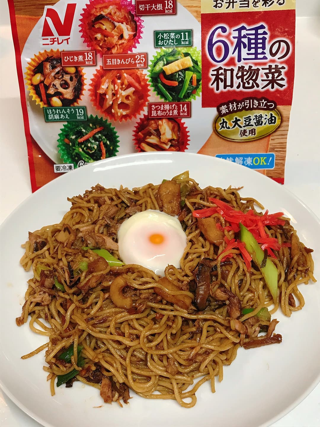 6種の和惣菜 さつま揚げと昆布のうま煮焼きそばの完成写真