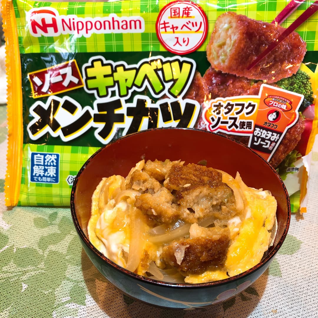 メンチカツ丼の完成写真