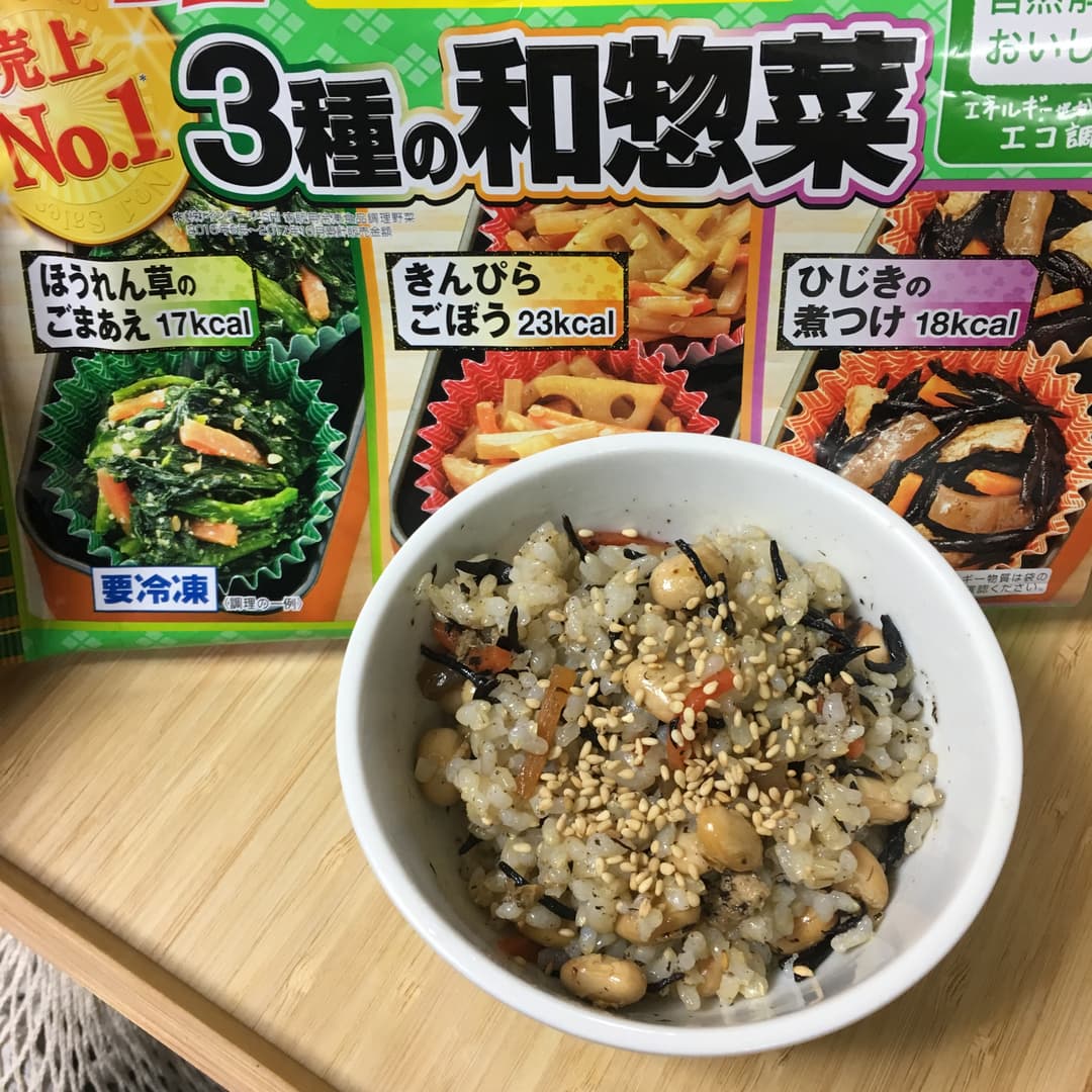 おまめとひじきごはんの完成写真