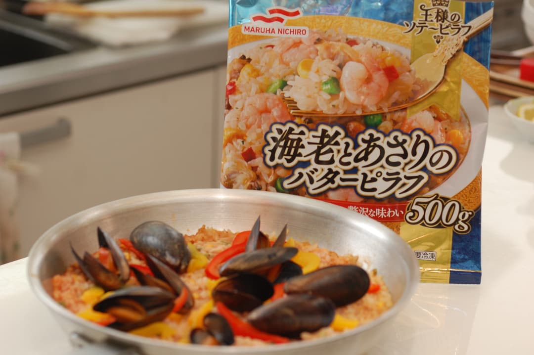 魚介の旨みがギュッと凝縮！簡単・時短の本格パエリアの完成写真