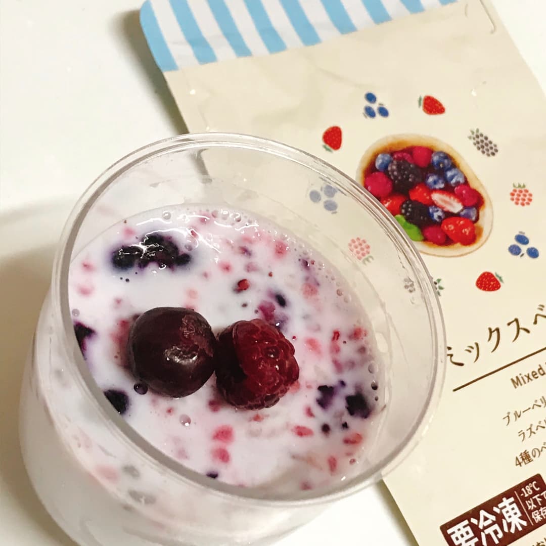 4種のベリーのミルクプリンの完成写真