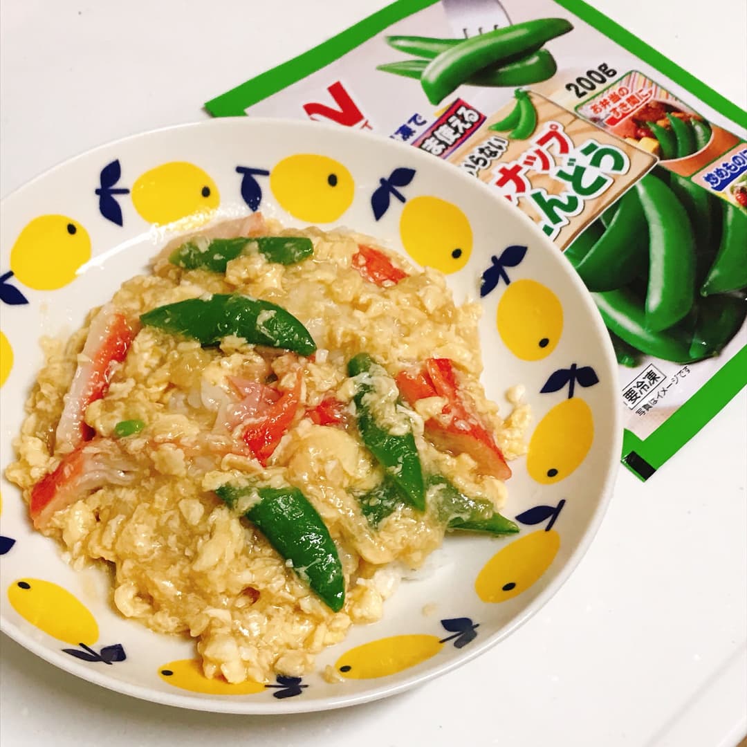 スナップえんどうとカニカマの卵あんかけの完成写真