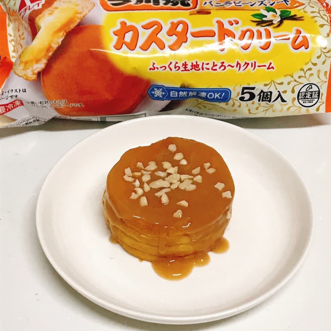 ピーナッツバターソースをかけた今川焼カスタードの完成写真