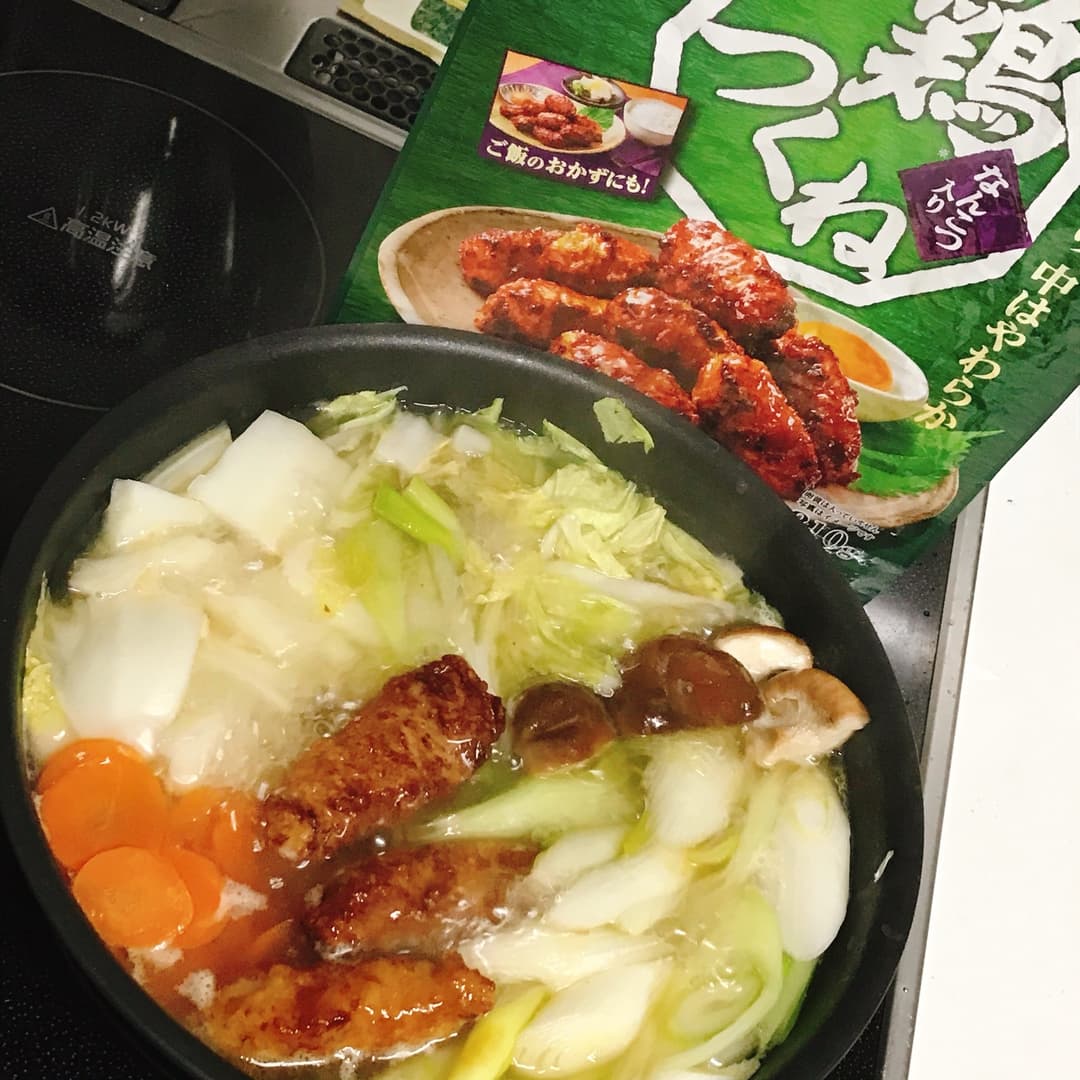 なんこつ鶏つくねちゃんこ鍋の完成写真