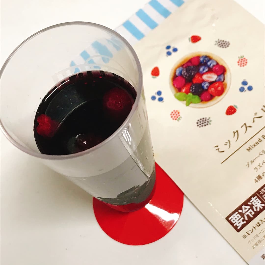 ミックスベリーのサングリアの完成写真