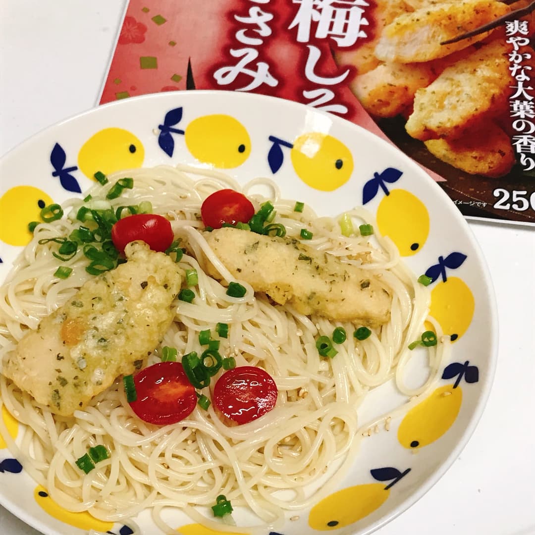 ごま油香る梅しそささみぶっかけそうめんの完成写真