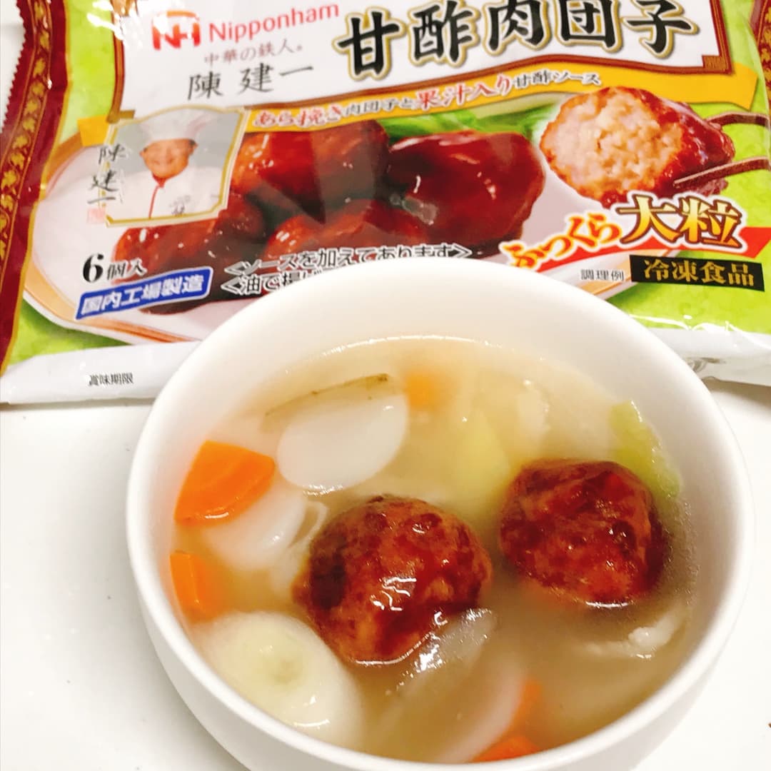 肉団子とトックの具沢山スープの完成写真