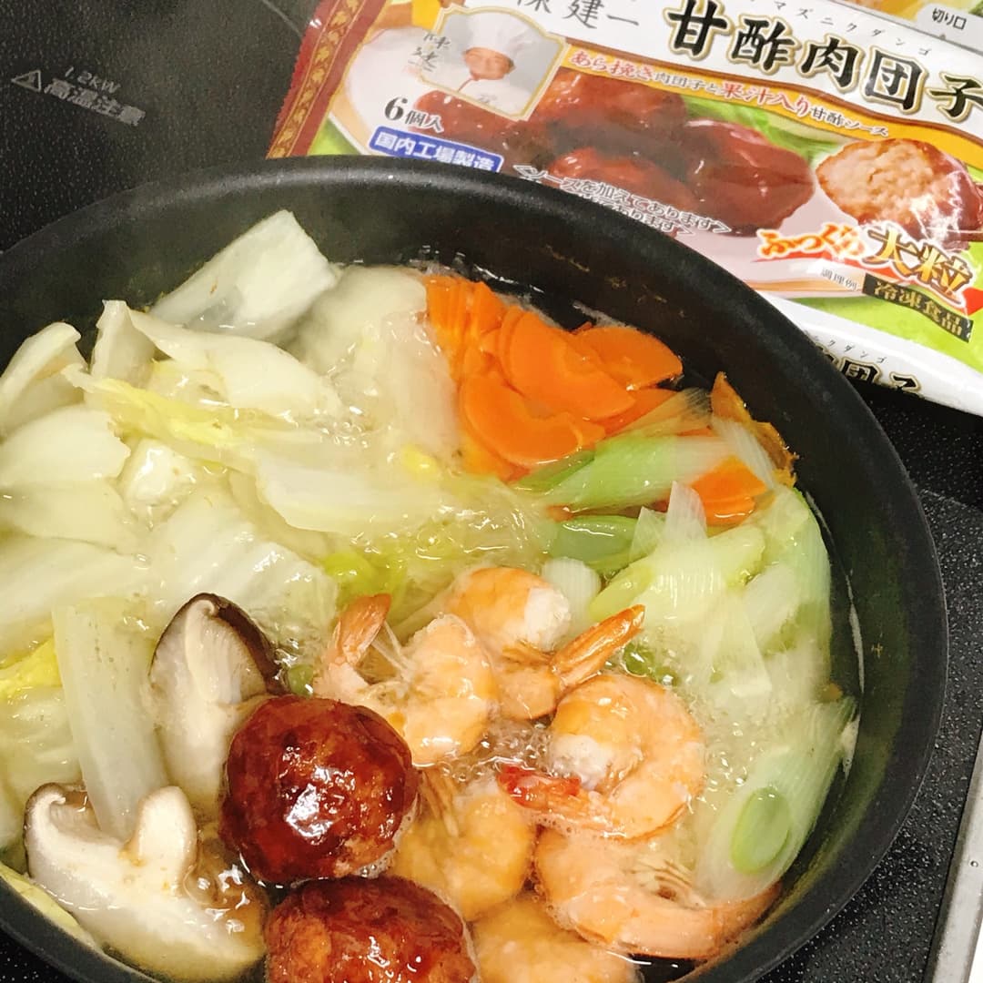 肉団子の寄せ鍋の完成写真
