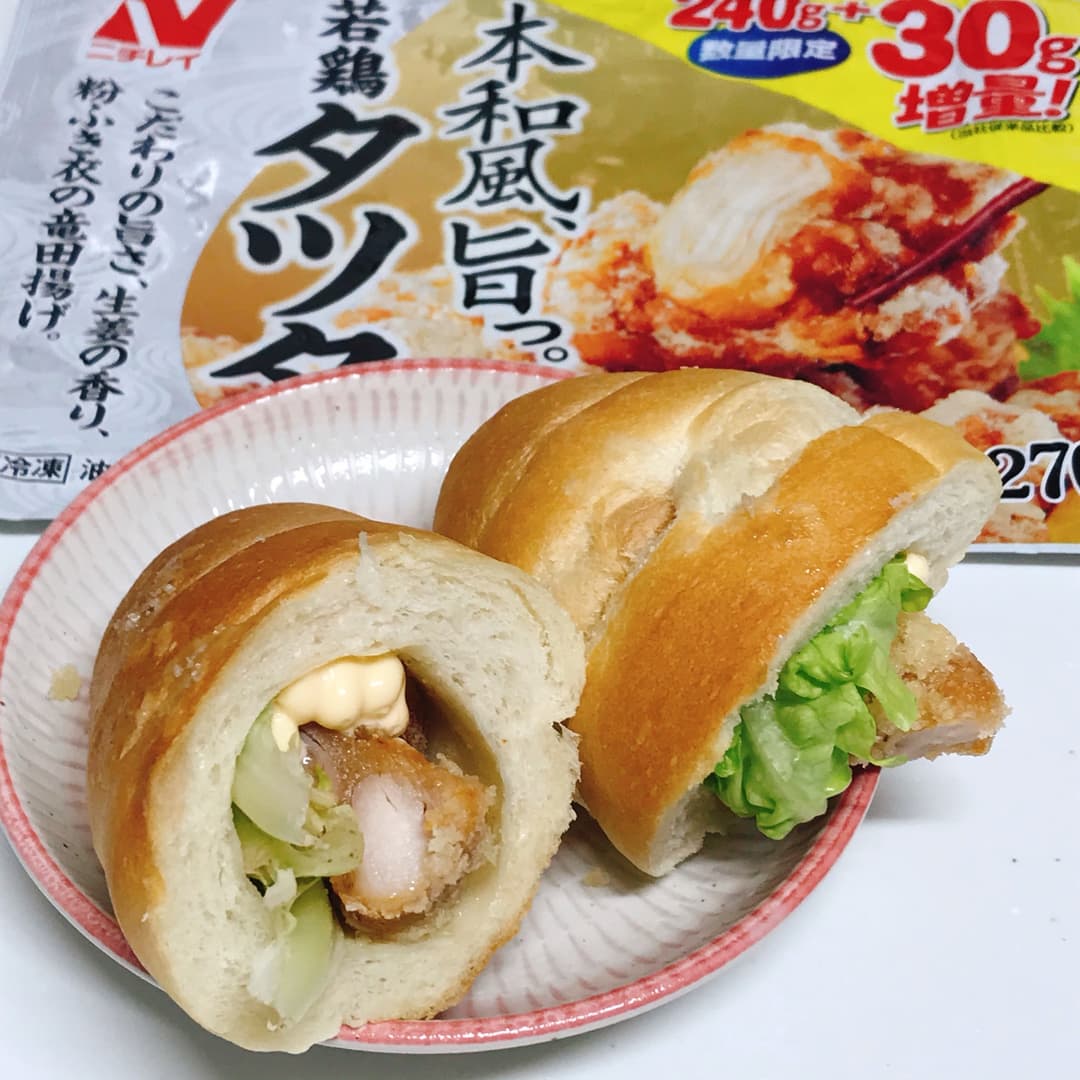 塩パン若鶏タツタの完成写真