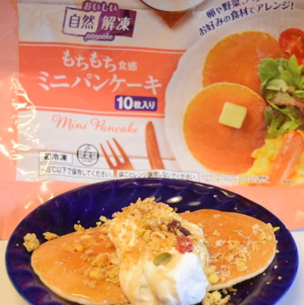朝食にぴったりなグラノーラパンケーキの完成写真