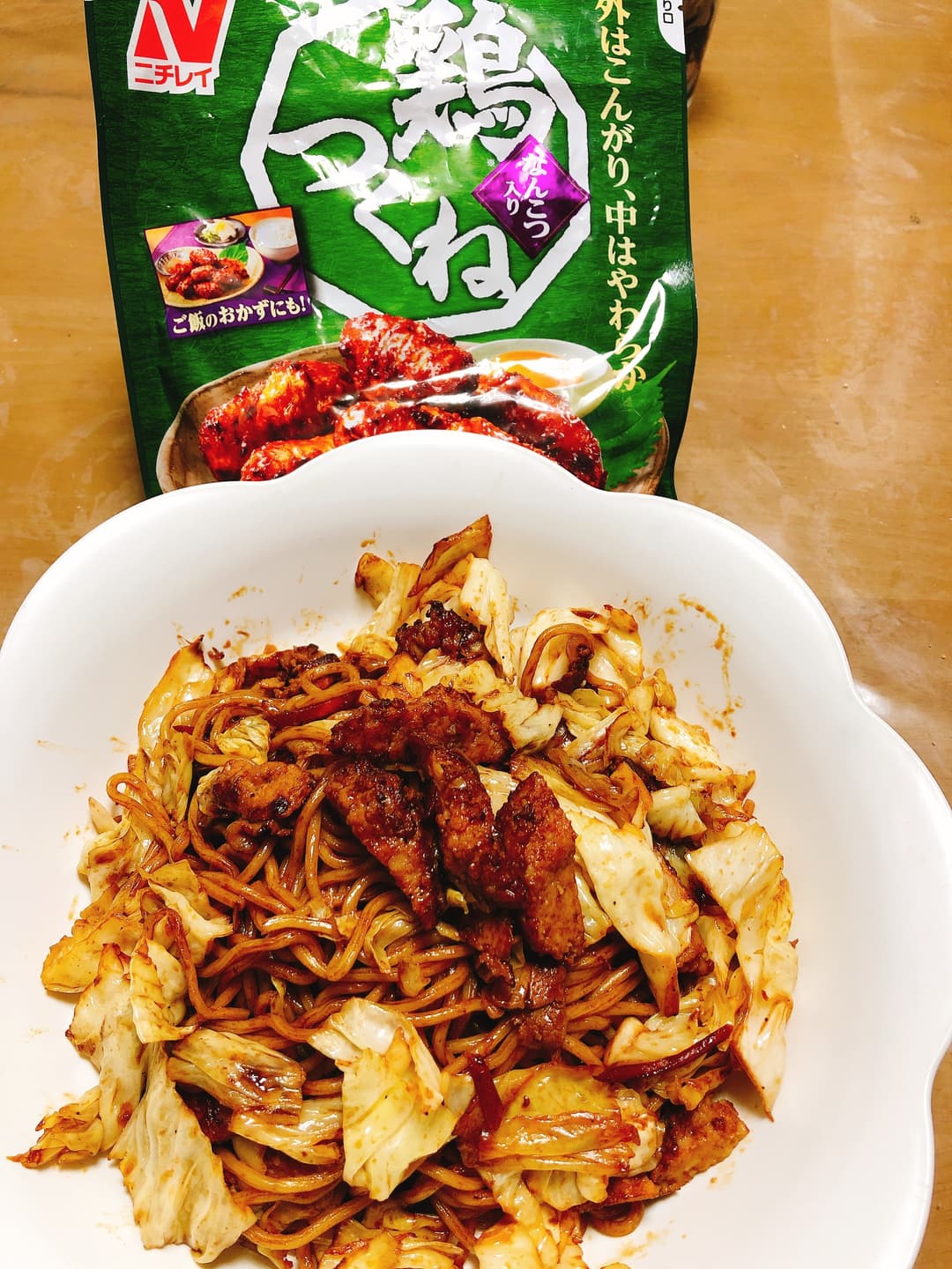 鶏つくね入りソース焼きそばの完成写真