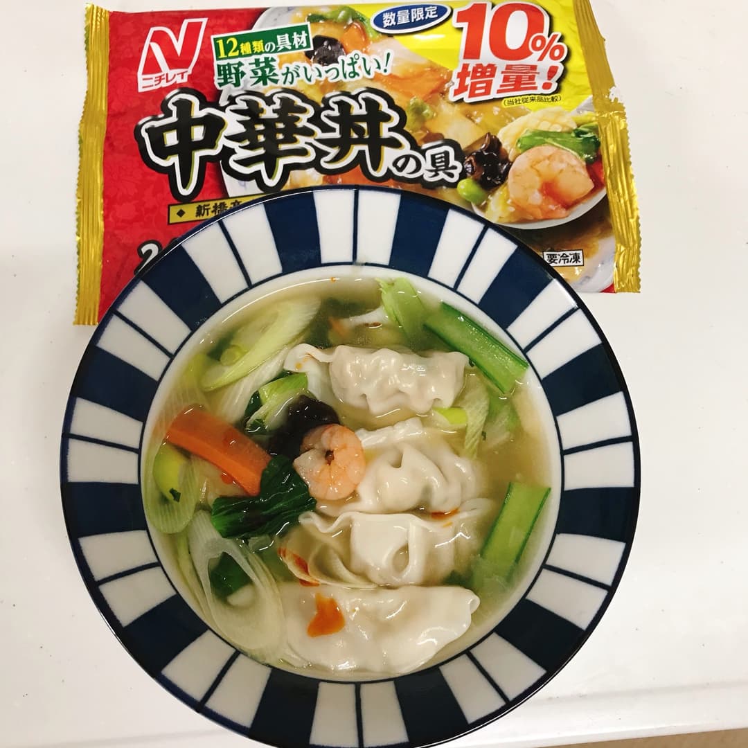 和風だしの餃子スープの完成写真