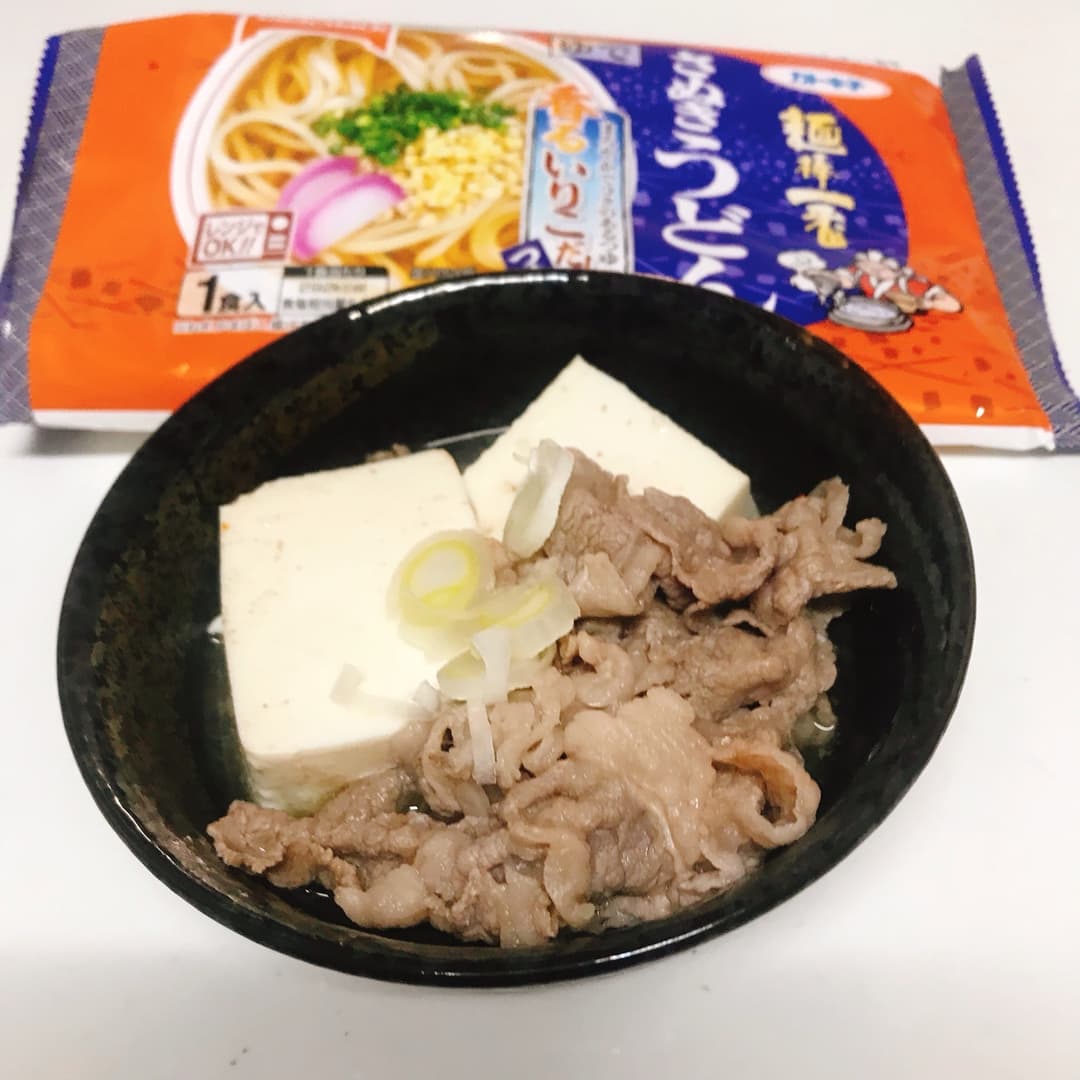 いりこだしで炊いた肉豆腐の完成写真